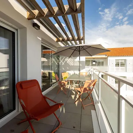 Neuf Pmr, 3 Pièces, Centre De Saint-pierre, 4 Couchages, Jardin, Balcon, 3 étoiles - Fr-1-246a-245 Appartement *
